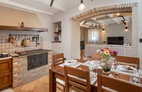 Cepljani House | Stunning private villa for 7 people with private pool, WIFI, A/C, TV, terrace and parking