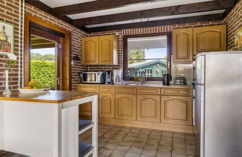 Wolphaartsdijk House | Stunning private villa for 4 people with WIFI, TV, terrace, pets allowed and parking