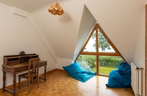 Ille-et-Vilaine House | Stunning private villa for 13 guests with WIFI, TV, terrace and parking