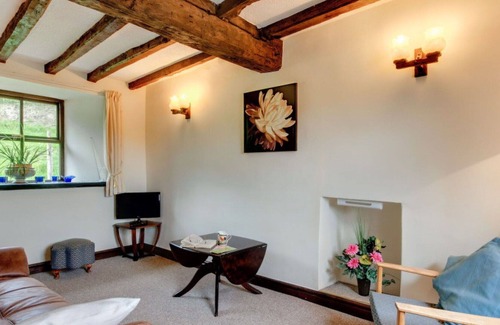 Denbigh House | Stunning private villa for 6 people with WIFI, TV, patio, panoramic view and parking