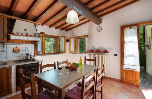 Dicomano Villa | Stunning private villa for 8 people with WIFI, hot tub, private pool, TV and panoramic view