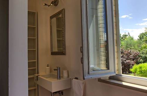Ostra Villa | Stunning private villa with WIFI, A/C, private pool, TV, patio, panoramic view and parking