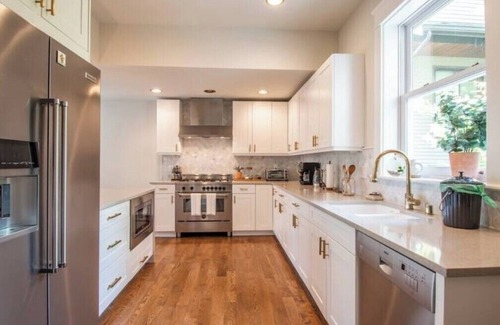 West Queen Anne House | Stunning Queen Anne Home - Perfect for Families