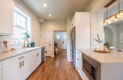 West Queen Anne House | Stunning Queen Anne Home - Perfect for Families