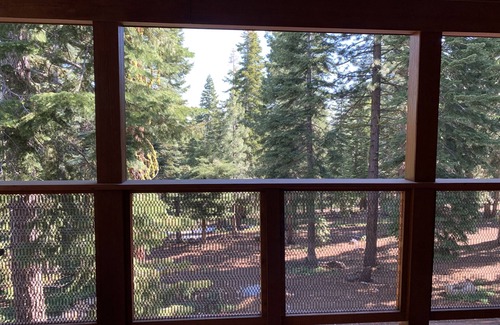 Truckee House | stunning quiet Tahoe Donner sanctuary