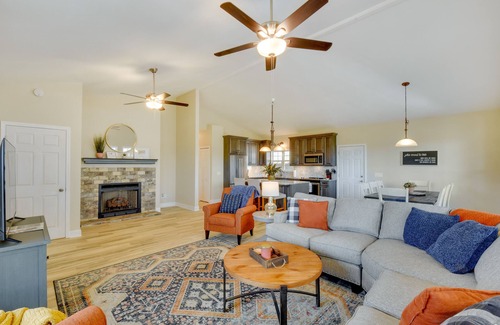 Rabun Gap House | Stunning Rabun Gap Home w/Deck & Mountain Views!
