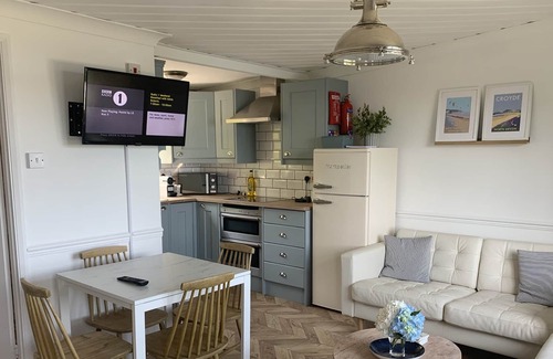 Bucks Cross Ski Chalet | Stunning Sea Views on North Devons Glorious Coastline. Dog Friendly & SW Path