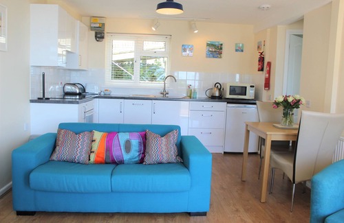 Seaton Apartment | Stunning Sea Views from this Cosy 1 Bedroom Single-Storey Apartment