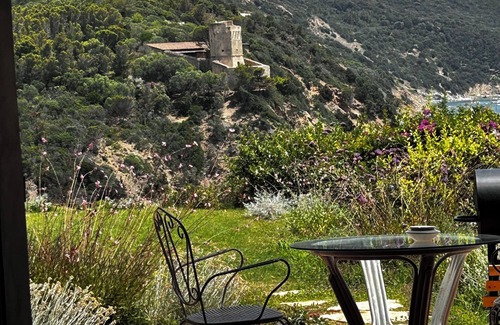 Monte Argentario Villa | Stunning Seafront Villa Cornovaglia Private Access to the Sea