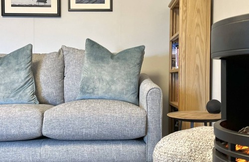 Waren Mill Apartment | Stunning seaview luxury apt, sleeps 6 nr Bamburgh