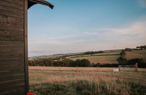Bideford House | Stunning Shepherd's Hut Retreat North Devon