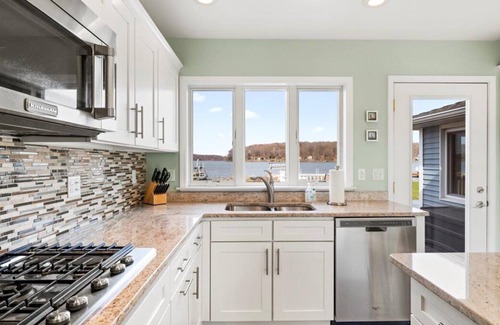 Wolcott House | Stunning Sodus Bay/Lake Ontario Retreat with Private Dock!