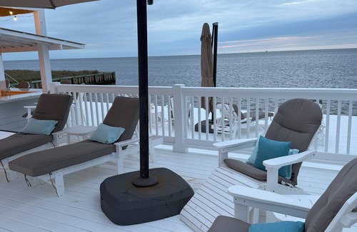 Buxton House | Stunning Sound Views ~ Gorgeous Home ~ Perfect Outdoor Space