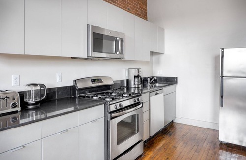 South End Apartment | Stunning South End Studio, by Blueground