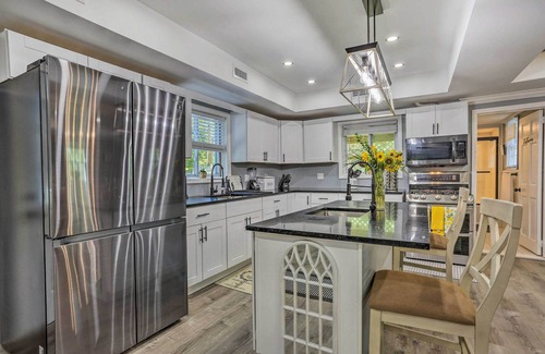 South Fallsburg House | Stunning South Fallsburg Home w/Pool & Deck!