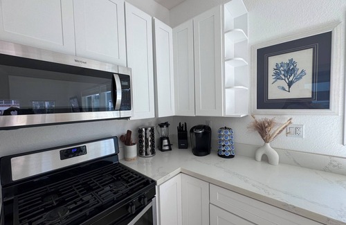 West Newport Cottage | Stunning Spanish Cottage Ocean Views Steps from the Ocean in Newport Beach!