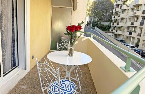 Les Baumettes Apartment | Stunning Studio Rue France Promenade des Anglais