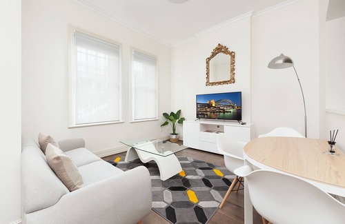 Millers Point Apartment | Stunning Sydney Home 5