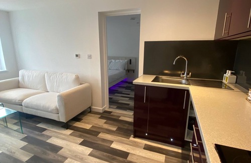 Truro Apartment | Stunning Truro 1-bed - Sleeps 2 & Parking