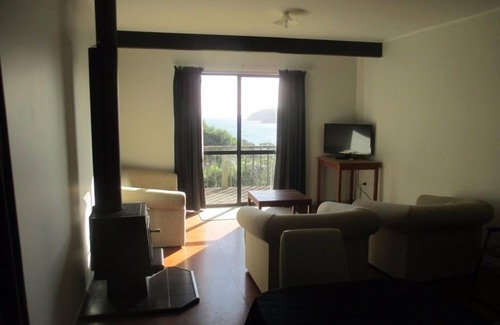 Tryphena Condo | Stunning Tryphena Harbour and Hauraki Gulf views