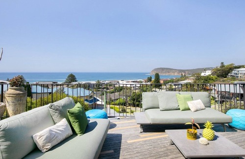 Copacabana House | Stunning views, heated plunge pool and walking distance to beach
