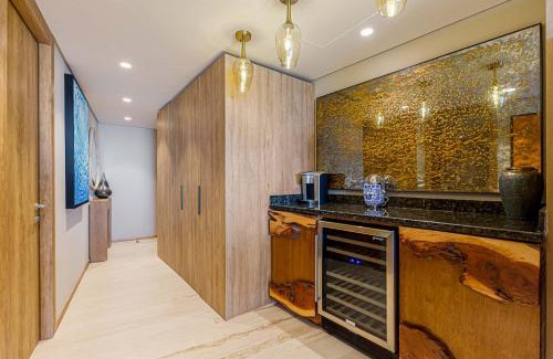 Zona Hotelera House | Stunning Views from Punto Nima by The Agency Baja