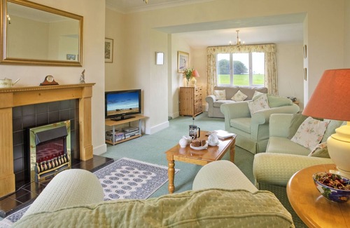 Belford Cottage | Stunning views over open farmland with sheep outside your window