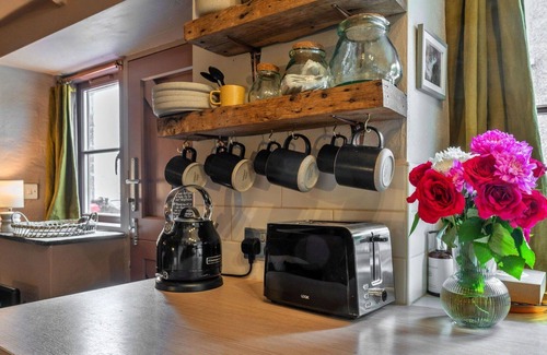 The Lizard House | Stunning villa for 2 people with WIFI, pets allowed and parking