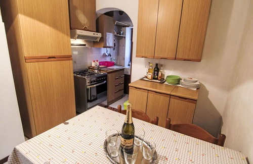 Mergozzo House | Stunning villa for 3 guests with TV and parking