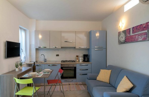 Terzorio House | Stunning villa for 4 people with WIFI, A/C, TV, terrace, pets allowed and parking