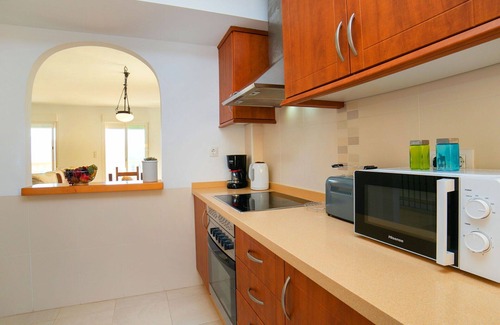 Jalon House | Stunning villa for 6 people with A/C, WIFI, pool, TV, terrace and parking
