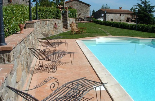 Cortona Villa | Stunning villa for 6 people with WIFI, pool, TV, panoramic view and parking