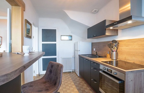 Saint-Ideuc House | Stunning villa for 6 people with WIFI, TV, terrace and parking