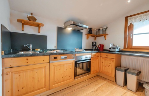 Piesendorf Villa | Stunning villa for 16 guests with WIFI, TV and terrace