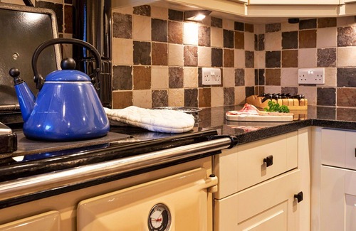 Bretherdale House | Stunning villa for 8 people with WIFI, TV and parking