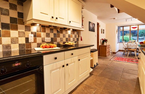 Bretherdale House | Stunning villa for 8 people with WIFI, TV and parking