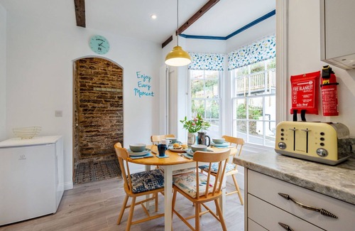Mevagissey Villa | Stunning villa for 4 people with WIFI, TV and parking