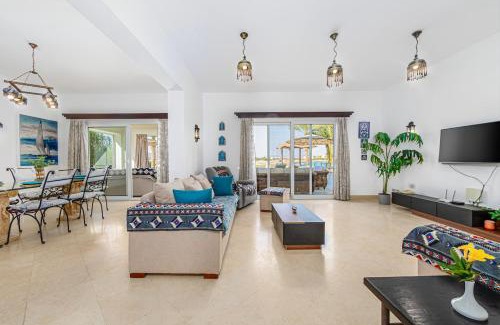 El Gouna Villa | Stunning villa with private heatable pool