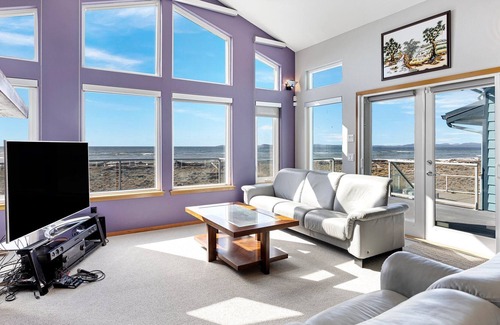 Oak Harbor Other | Stunning Waterfront Oasis in Oak Harbor: Your Perfect Pacific Northwest Getaway!