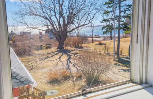Peaks Island House | Stunning White Water Ocean Views From This Peaks Island Home