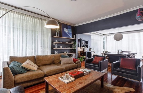Caulfield North Apartment | Style and Comfort Inner City Mid century Gem