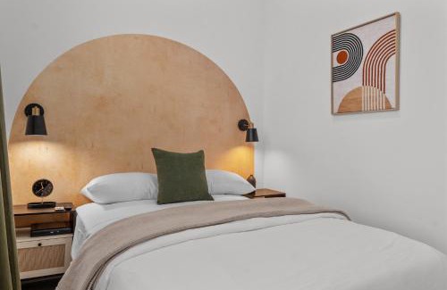 West New York Apartment | Style & Comfort 3 Rooms -15 min from NYC