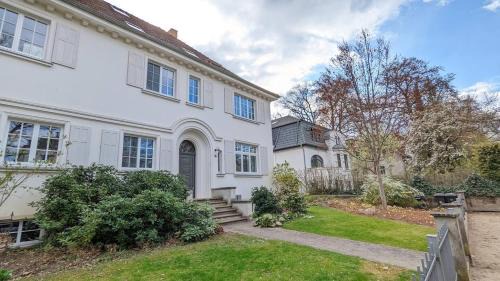 Schwerin Apartment | Stylisches Villa-Apartment in Schlossgartennähe