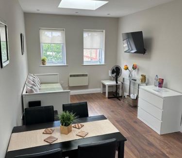Ealing Apartment | Stylish 1-Bed Flat