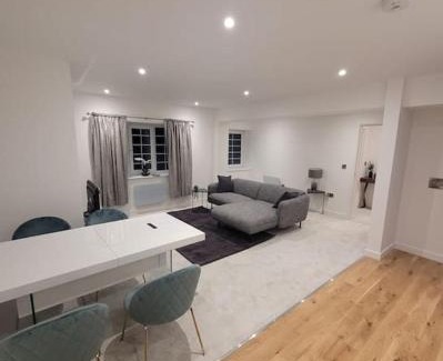 Rochester Apartment | Stylish 1 Bed Flat Rochester