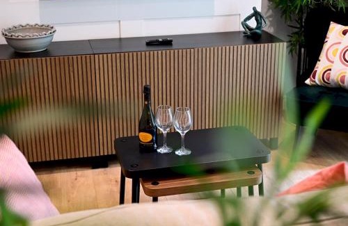 Pontcanna Apartment | Stylish 1-Bed Flat w Garden in Leafy Pontcanna Pass the Keys