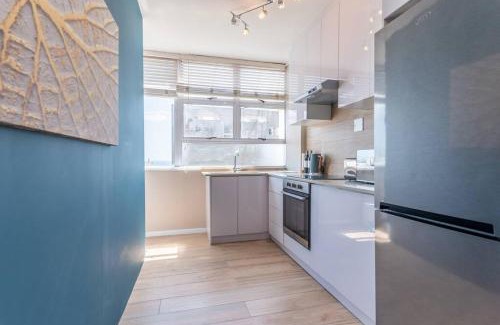 Three Anchor Bay Apartment | Stylish 1-Bed near Sea Point Promenade