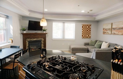 Lower Avenues Apartment | Stylish 1-Bedroom Stay Near Downtown SLC