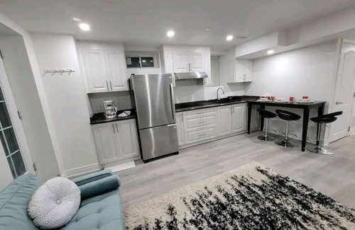 Halton Regional Municipality House | Stylish 1 Bedroom Basement apartment with private separate entrance.