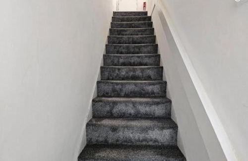 Bridgend Apartment | Stylish 1 Bedroom Flat near Bridgend Town centre